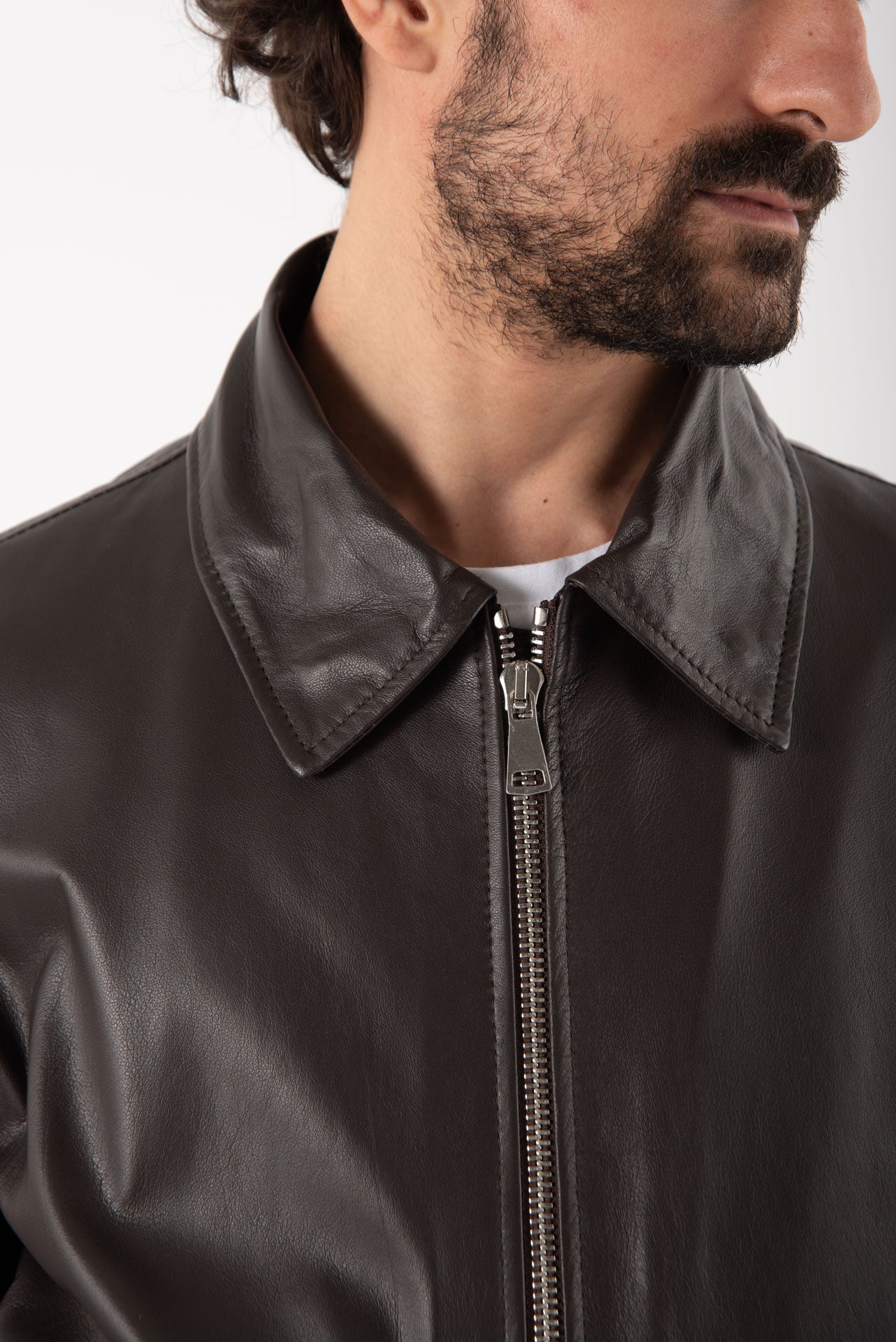 GIUBBINO IN PELLE CON COLLO CAMICIA MARRONE